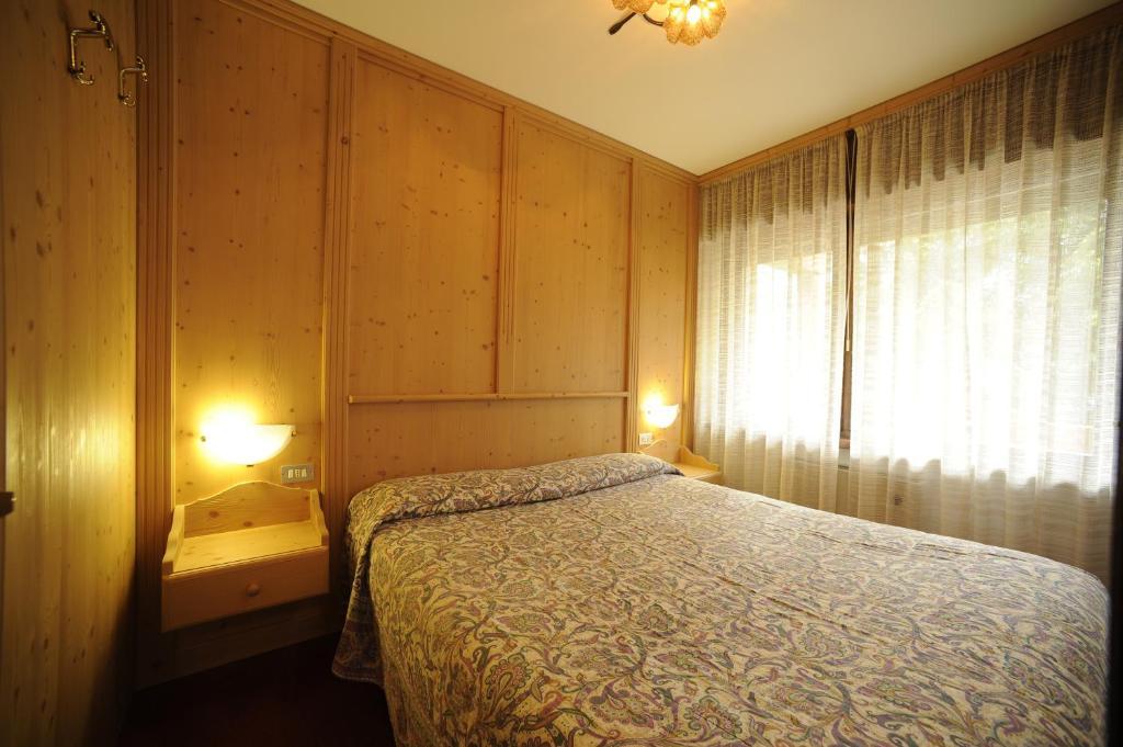 Residence Edelweiss Сан-Мартіно-ді-Кастроцца Номер фото